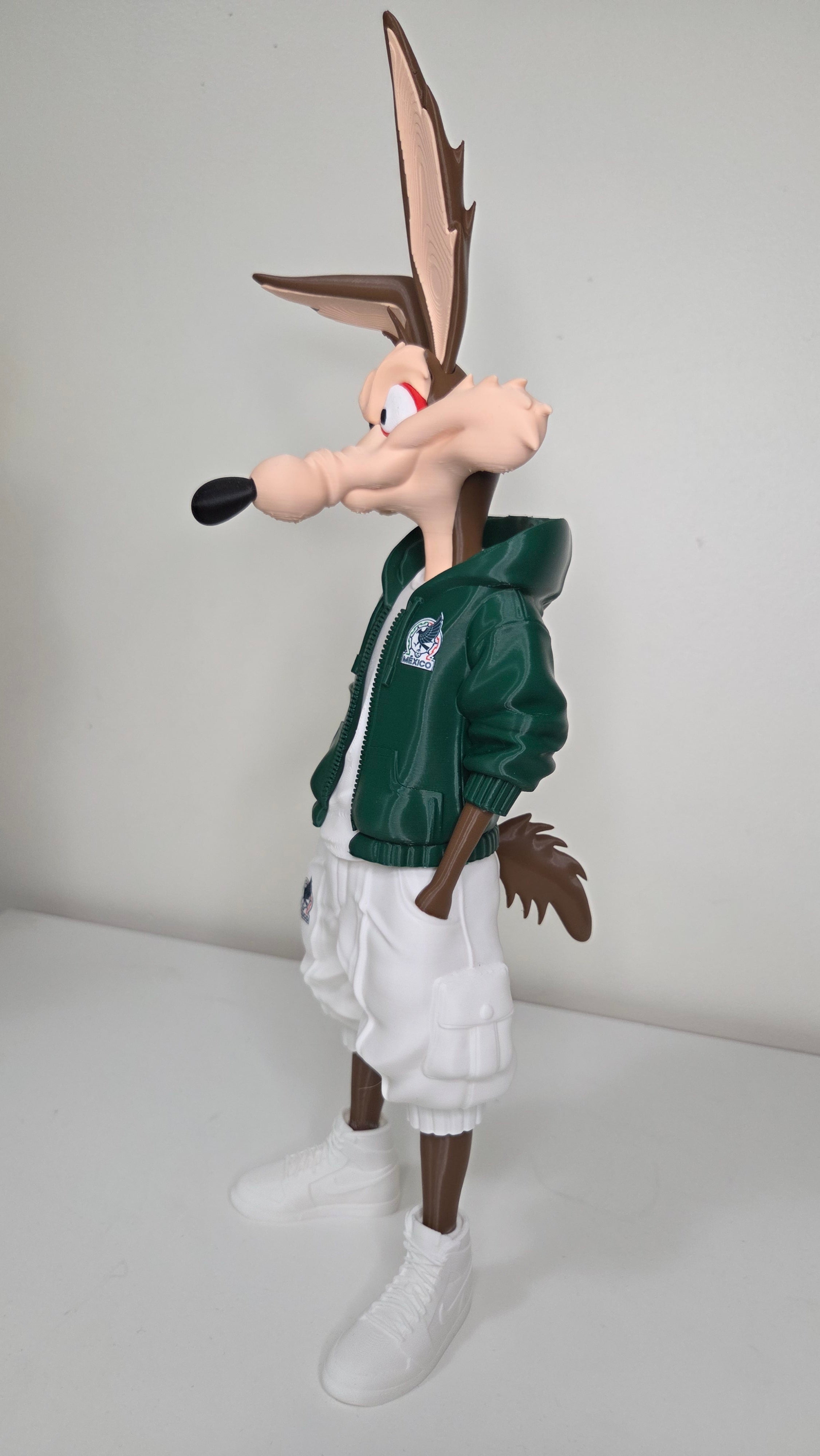 Wile E. Coyote x MEXICO 01 Custom Streetwear Figure 26