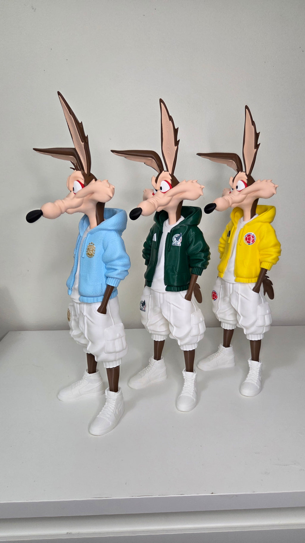 Wile E. Coyote x MEXICO 01 Custom Streetwear Figure 26
